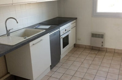 location appartement 850 € CC /mois à proximité de Angers (49100)