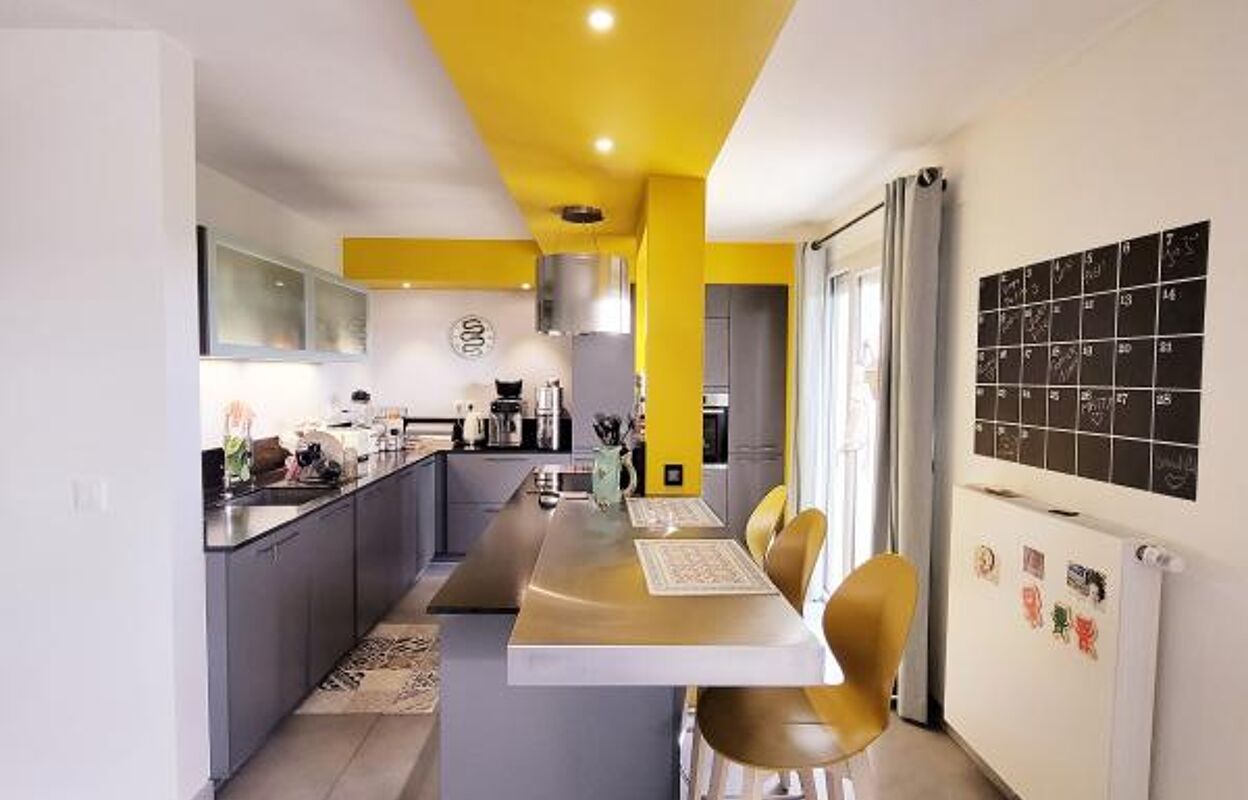 appartement 4 pièces 99 m2 à vendre à Saint-Genis-Pouilly (01630)