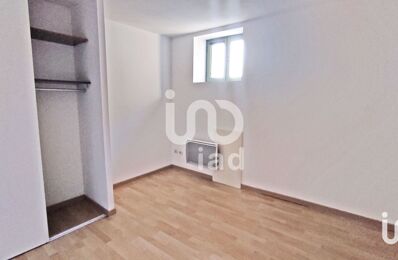 location appartement 445 € CC /mois à proximité de Orange (84100)