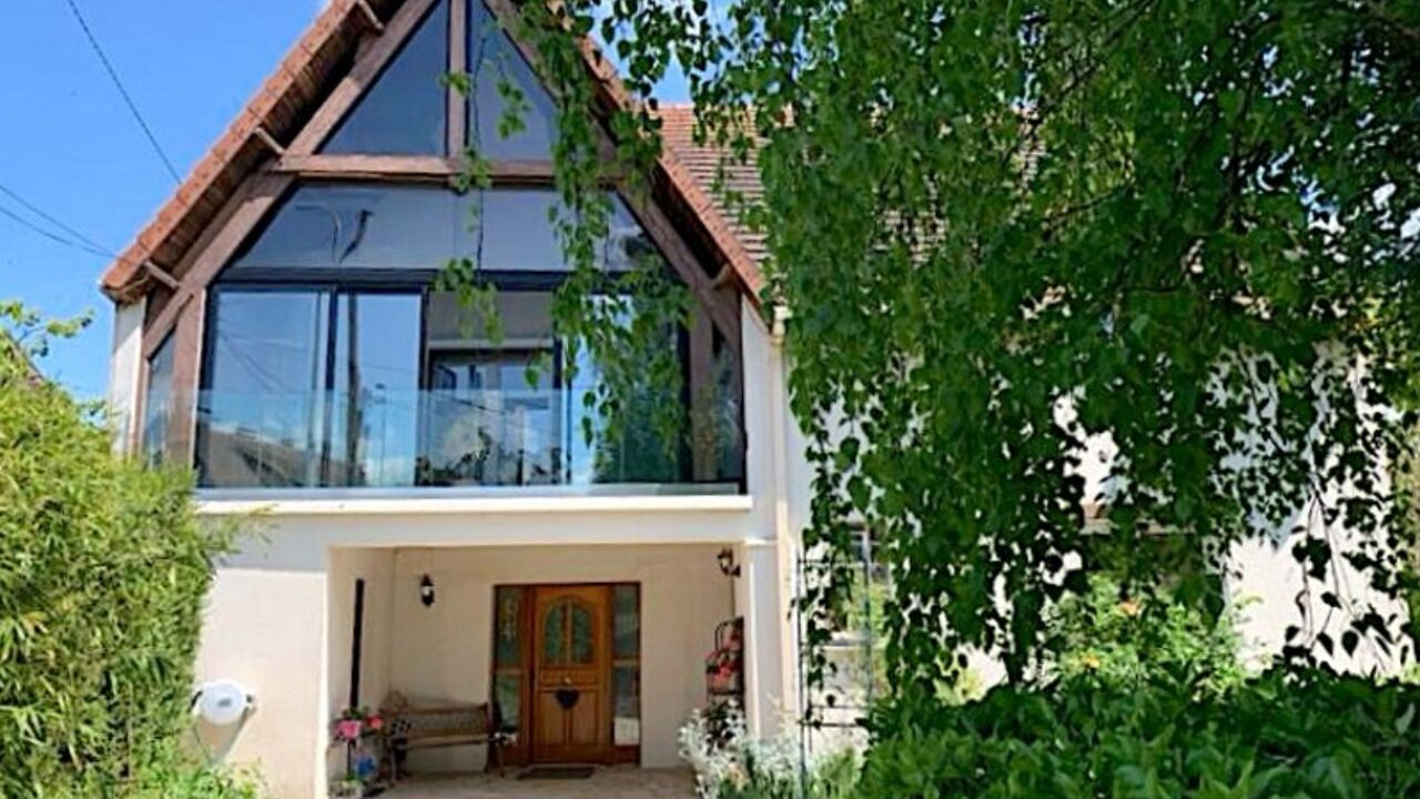 maison 8 pièces 220 m2 à vendre à Savigny-sur-Orge (91600)