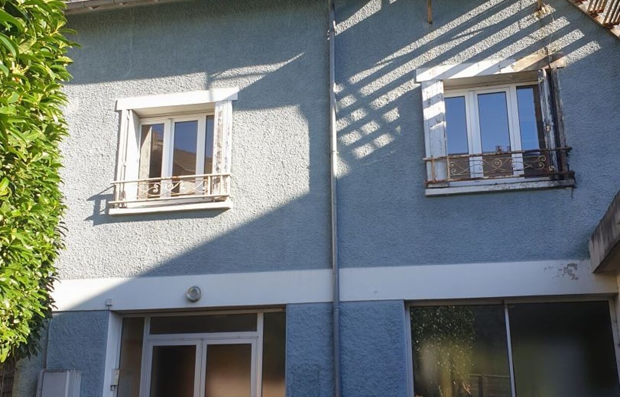 maison 7 pièces 212 m2 à vendre à Ussel (19200)