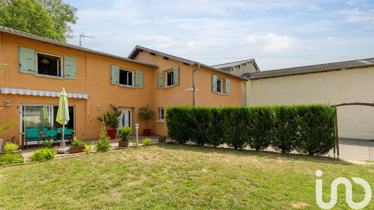 maison 6 pièces 143 m2 à vendre à Cailloux-sur-Fontaines (69270)