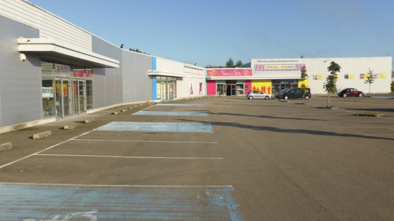 commerce  pièces 550 m2 à louer à Monéteau (89470)