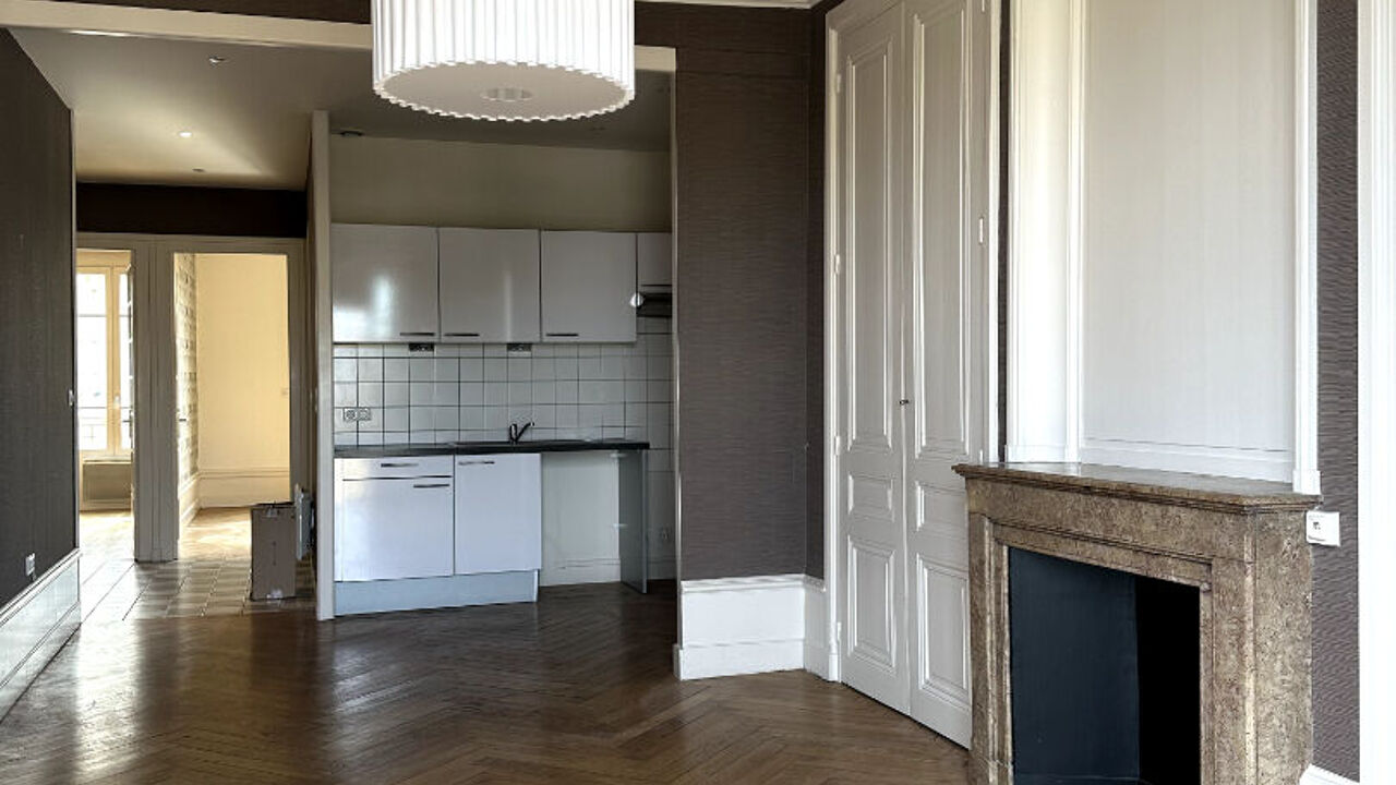 appartement 3 pièces 62 m2 à louer à Lyon 8 (69008)
