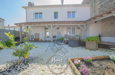 vente maison 374 000 € à proximité de Saint-Romain-de-Benet (17600)
