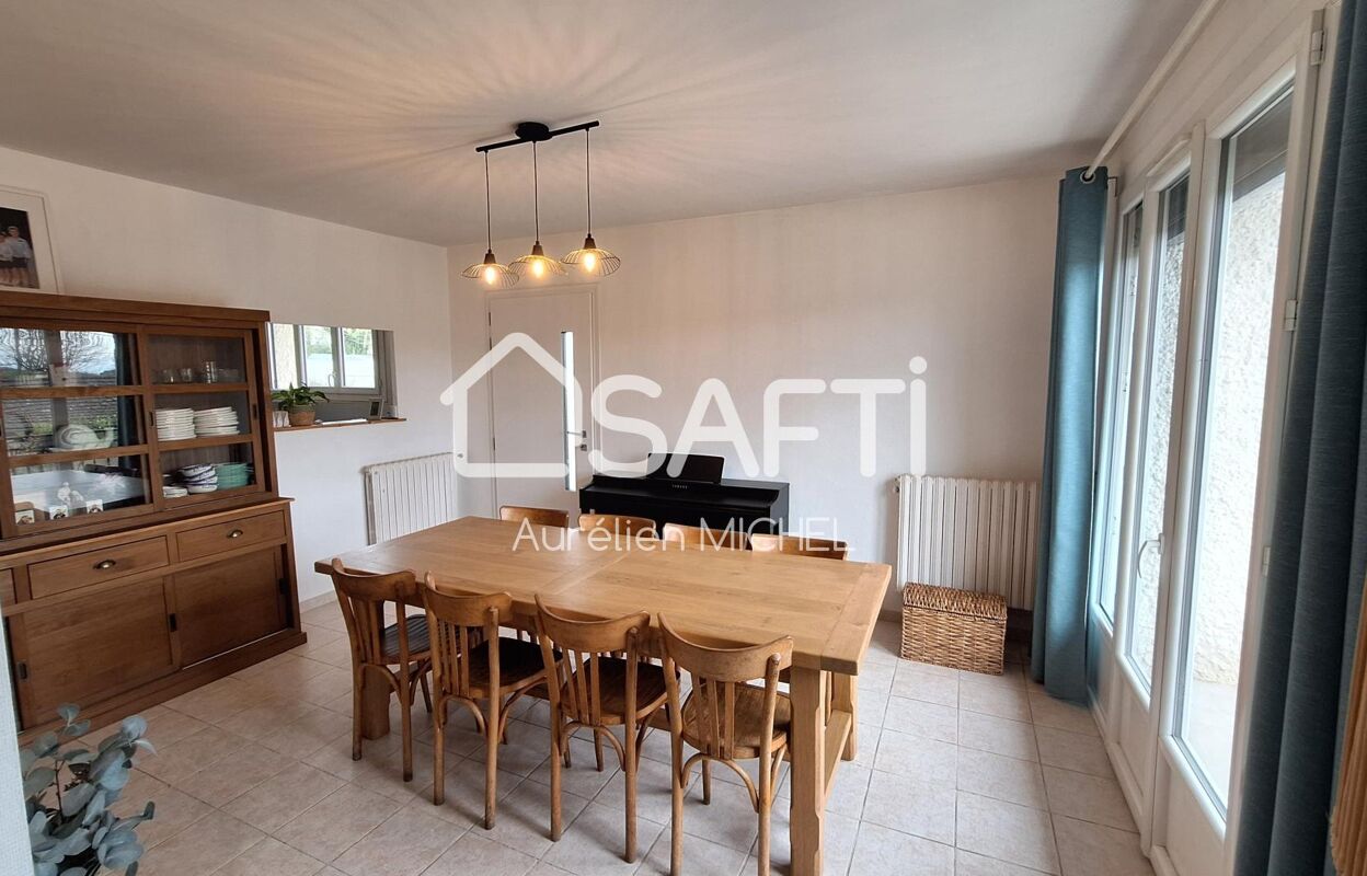 maison 5 pièces 110 m2 à vendre à Villieu-Loyes-Mollon (01800)
