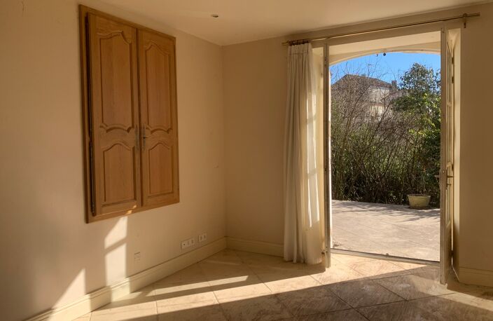 Vente maison 6 pièces 177 m² Mézin (47170) — photo 2
