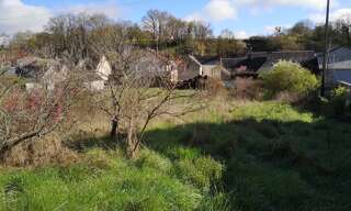 Terrain  1364 m² à vendre à La Chartre-sur-le-Loir (72340)