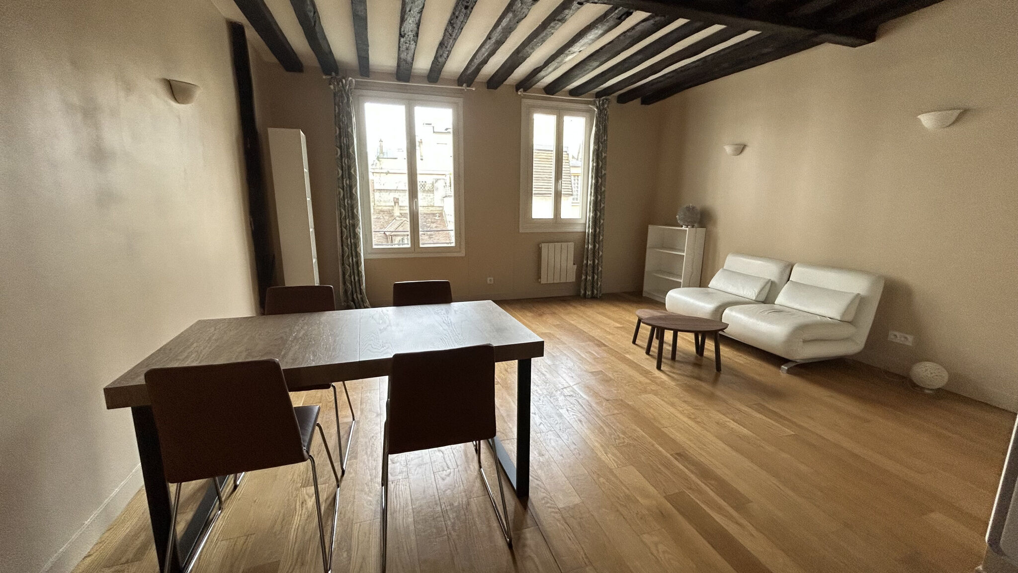 Appartement a louer  - 2 pièce(s) - 64.9 m2 - Surfyn