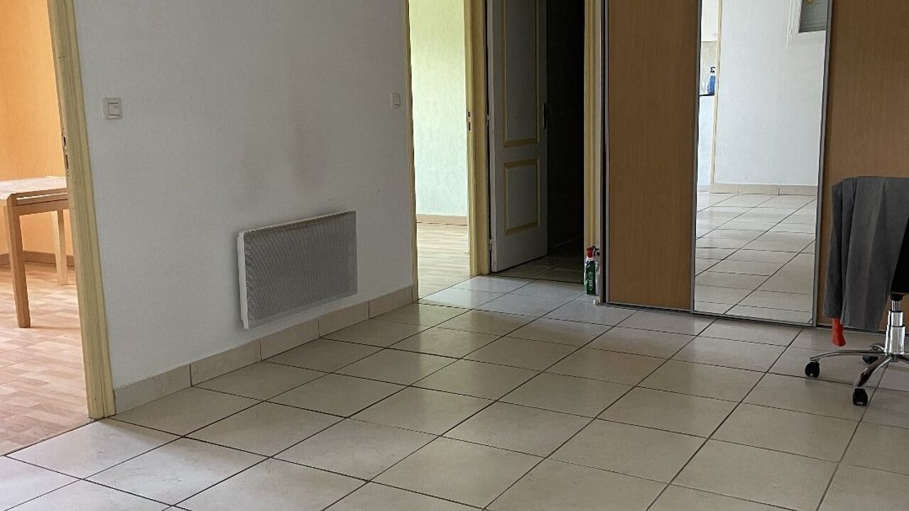 appartement 3 pièces 55 m2 à vendre à Maurs (15600)