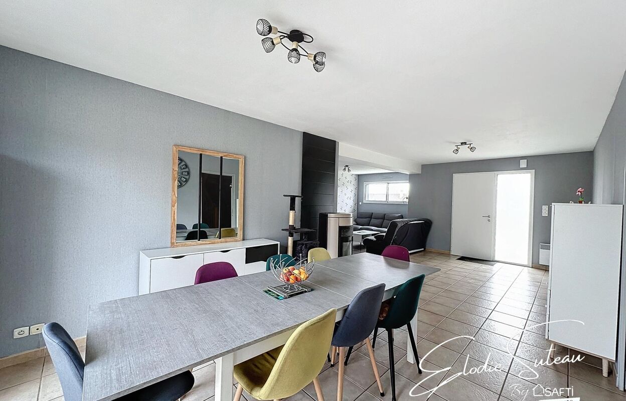 maison 6 pièces 111 m2 à vendre à Le Lion-d'Angers (49220)