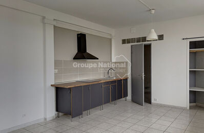 location appartement 670 € CC /mois à proximité de Martigues (13500)