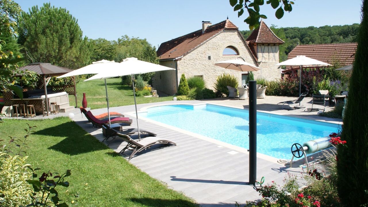 maison 9 pièces 315 m2 à vendre à Figeac (46100)