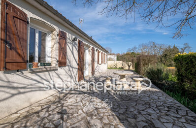 vente maison 230 000 € à proximité de Bussac-sur-Charente (17100)