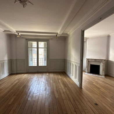 Appartement 5 pièces 156 m²