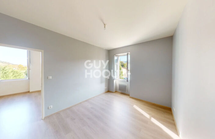Grand T2  - 38200 VIENNE — photo 3