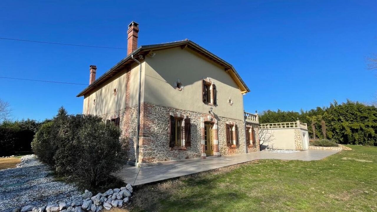 maison 6 pièces 286 m2 à vendre à Laglorieuse (40090)