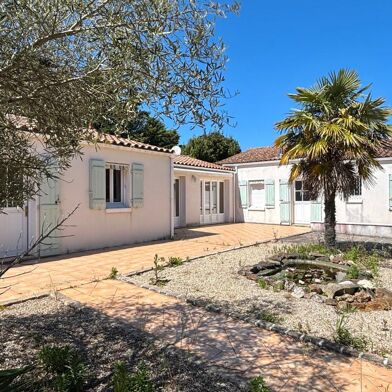Maison 8 pièces 449350 €