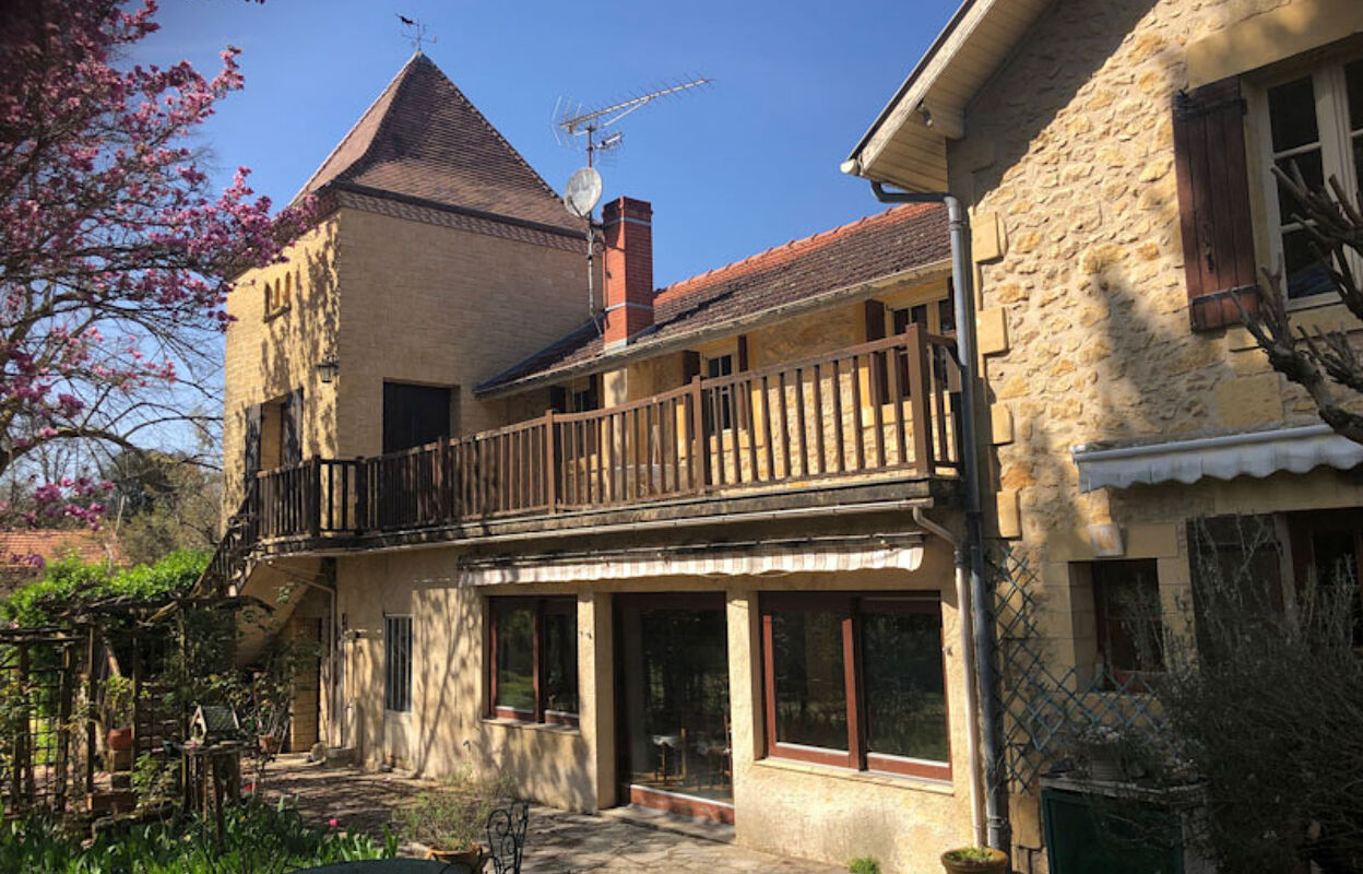 maison 10 pièces 260 m2 à vendre à Couze-Et-Saint-Front (24150)