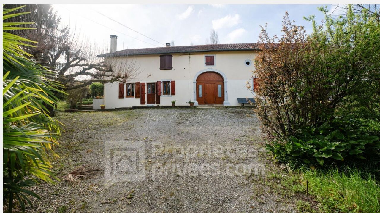 maison 10 pièces 230 m2 à vendre à Orthez (64300)
