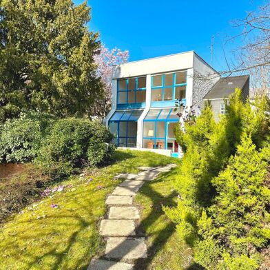 Maison 8 pièces 1300000 €
