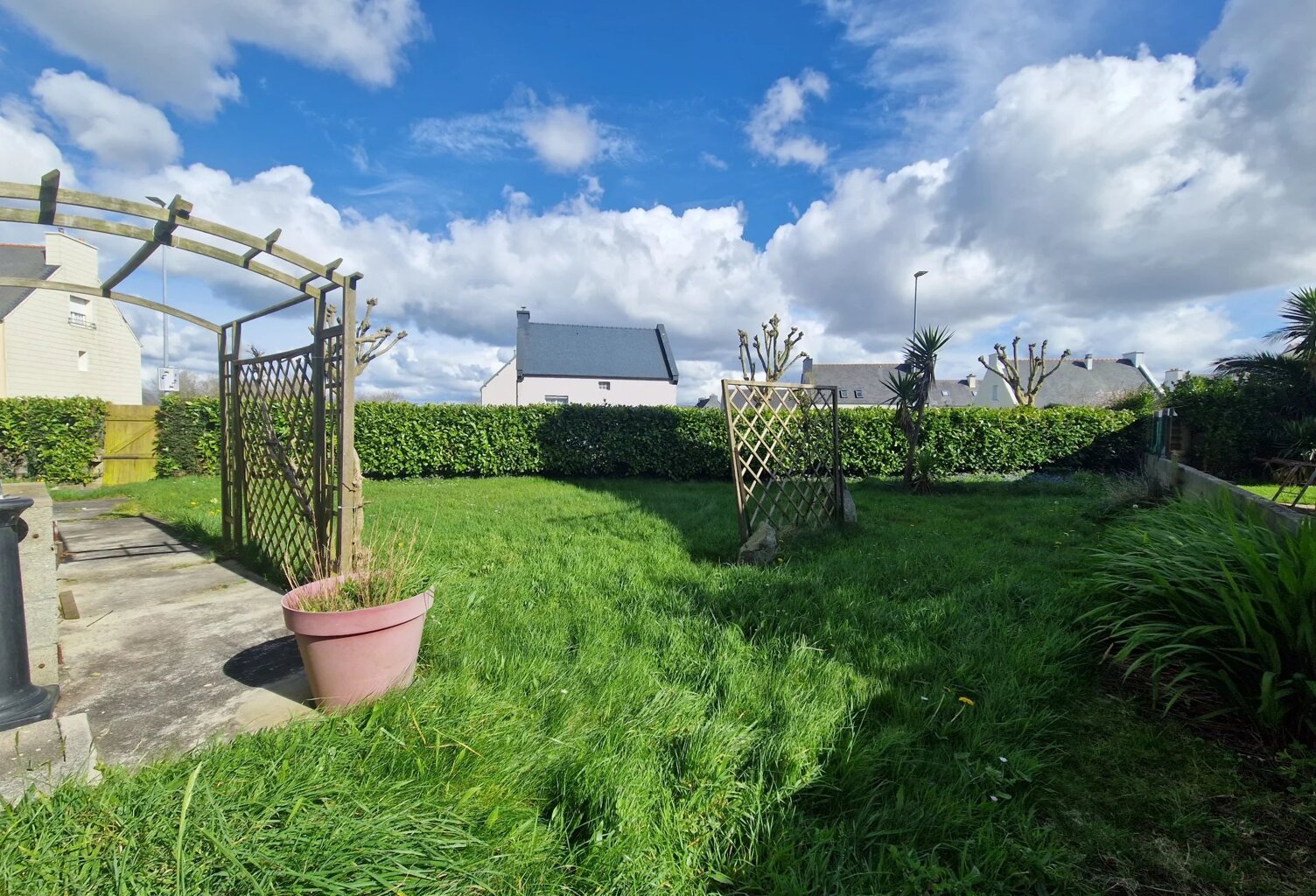 EXCLUSIVITÉ - PLEIN BOURG DE GUILERS — photo 1