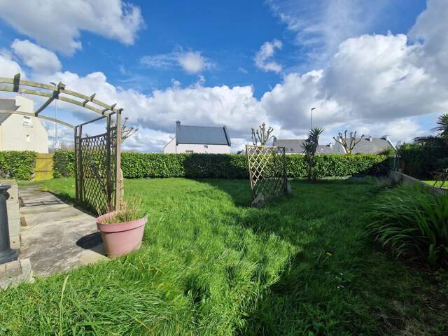 EXCLUSIVITÉ - PLEIN BOURG DE GUILERS — photo du bien