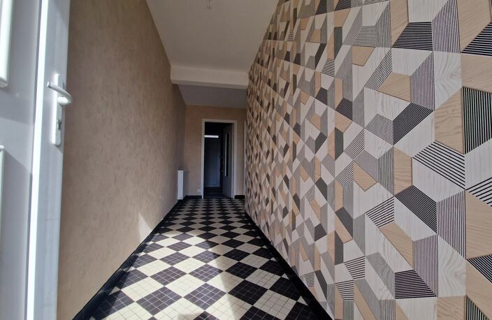 EXCLUSIVITÉ - PLEIN BOURG DE GUILERS — photo 3