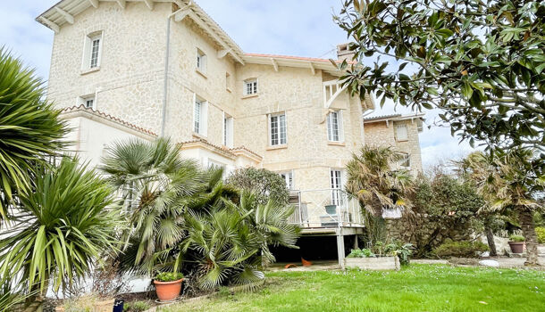 Villa / Maison 12 pièces  à vendre Royan 17200