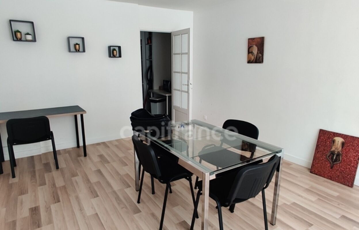 bureau 1 pièces 22 m2 à louer à Juvisy-sur-Orge (91260)