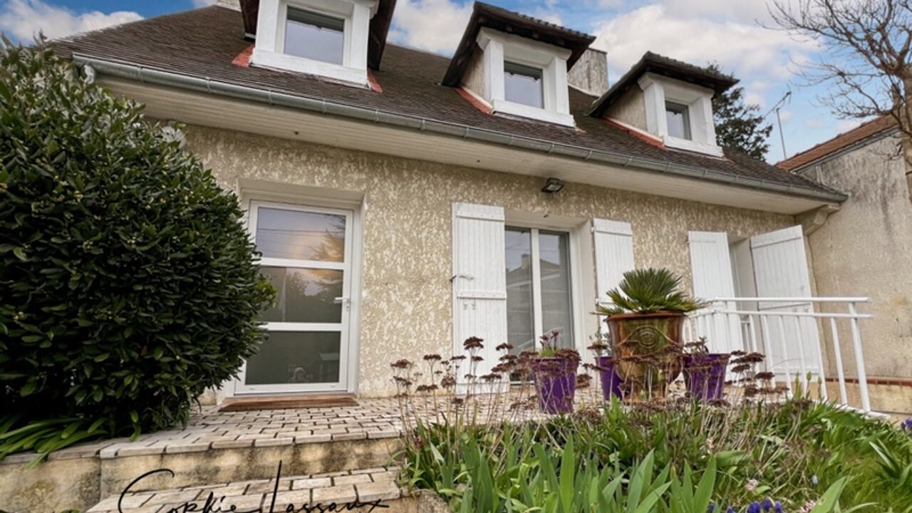 maison 7 pièces 188 m2 à vendre à La Celle-Saint-Cloud (78170)