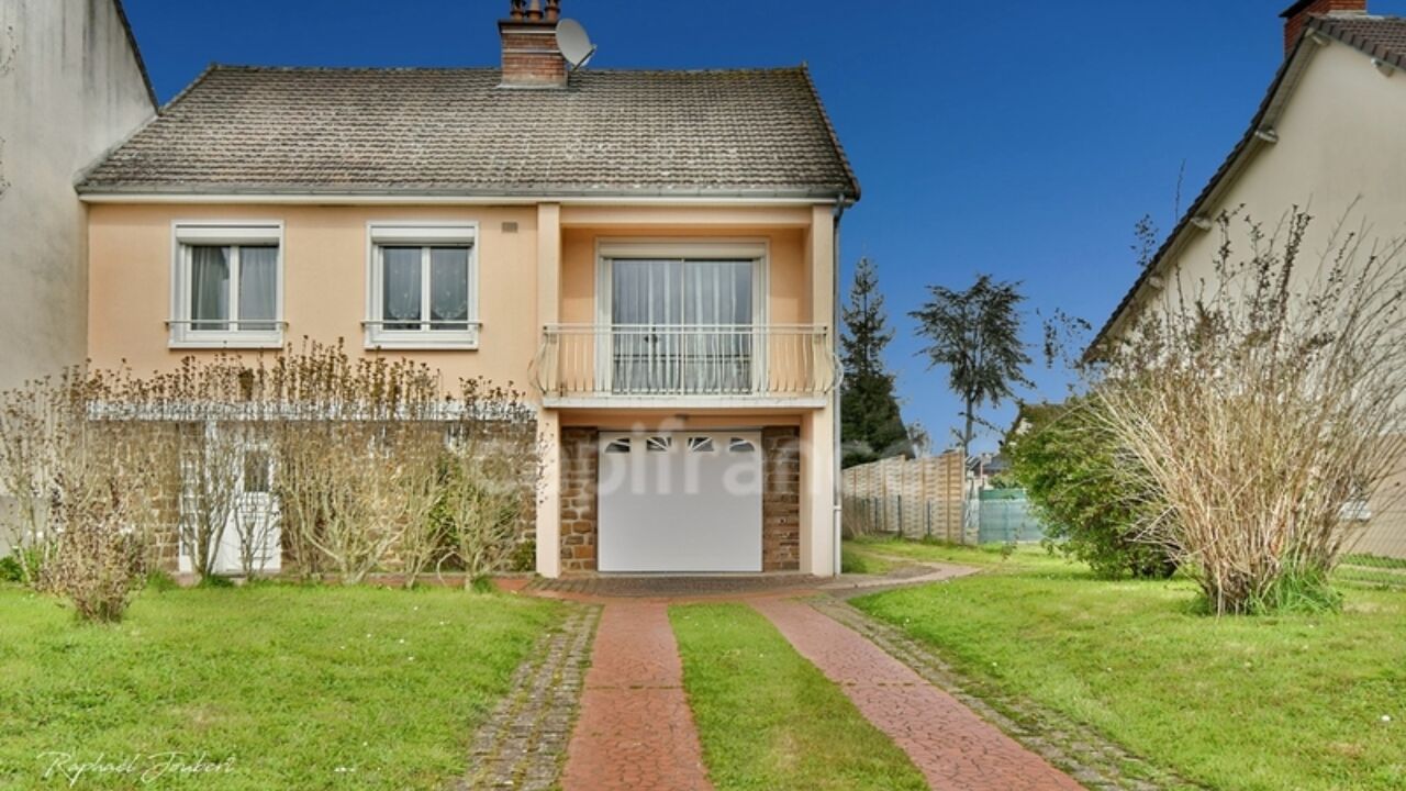 maison 4 pièces 84 m2 à vendre à Saint-Pavace (72190)