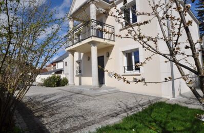 vente maison 375 000 € à proximité de Saint-Jean-de-la-Ruelle (45140)