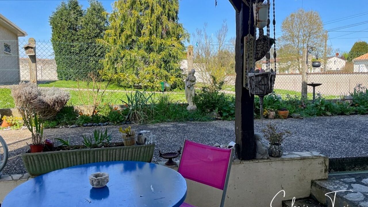 maison 6 pièces 133 m2 à vendre à Tonnay-Charente (17430)