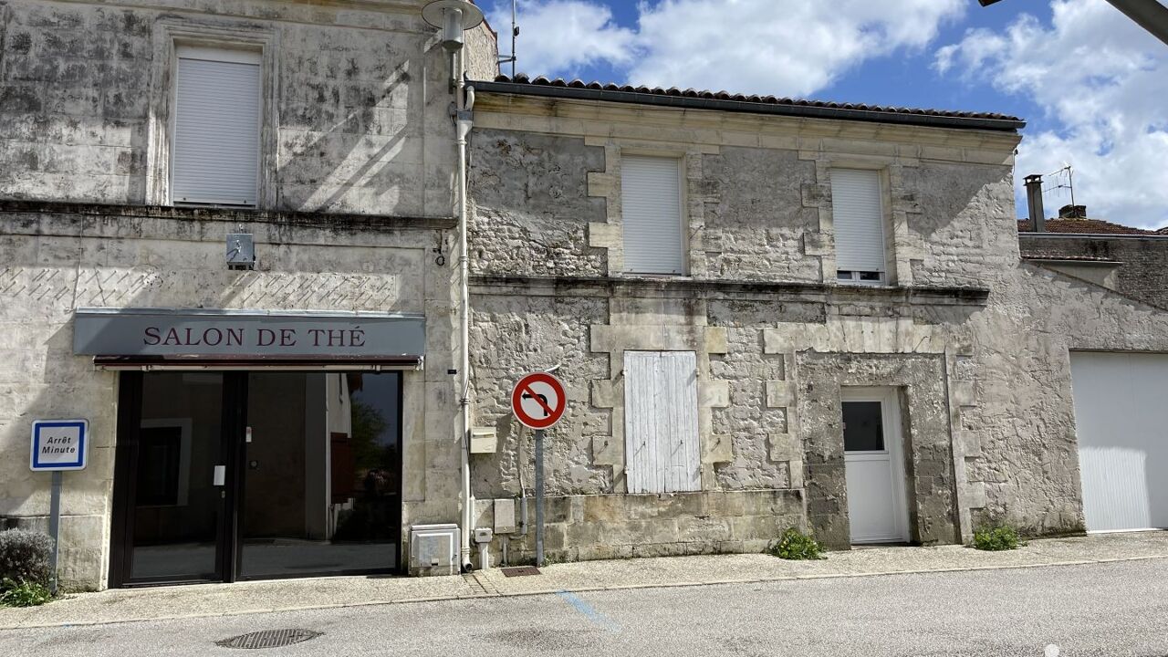 immeuble  pièces 130 m2 à vendre à Tonnay-Boutonne (17380)