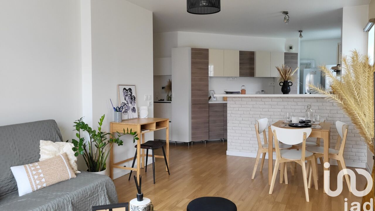 appartement 2 pièces 45 m2 à vendre à Gennevilliers (92230)