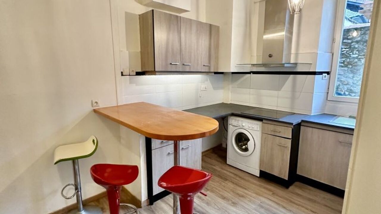appartement 2 pièces 30 m2 à vendre à Hyères (83400)