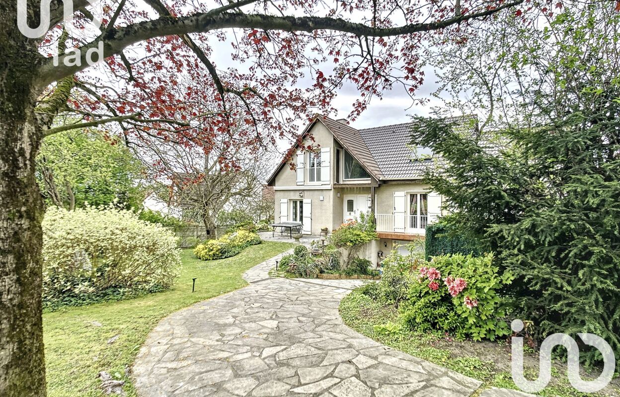 maison 7 pièces 180 m2 à vendre à Noisy-le-Grand (93160)