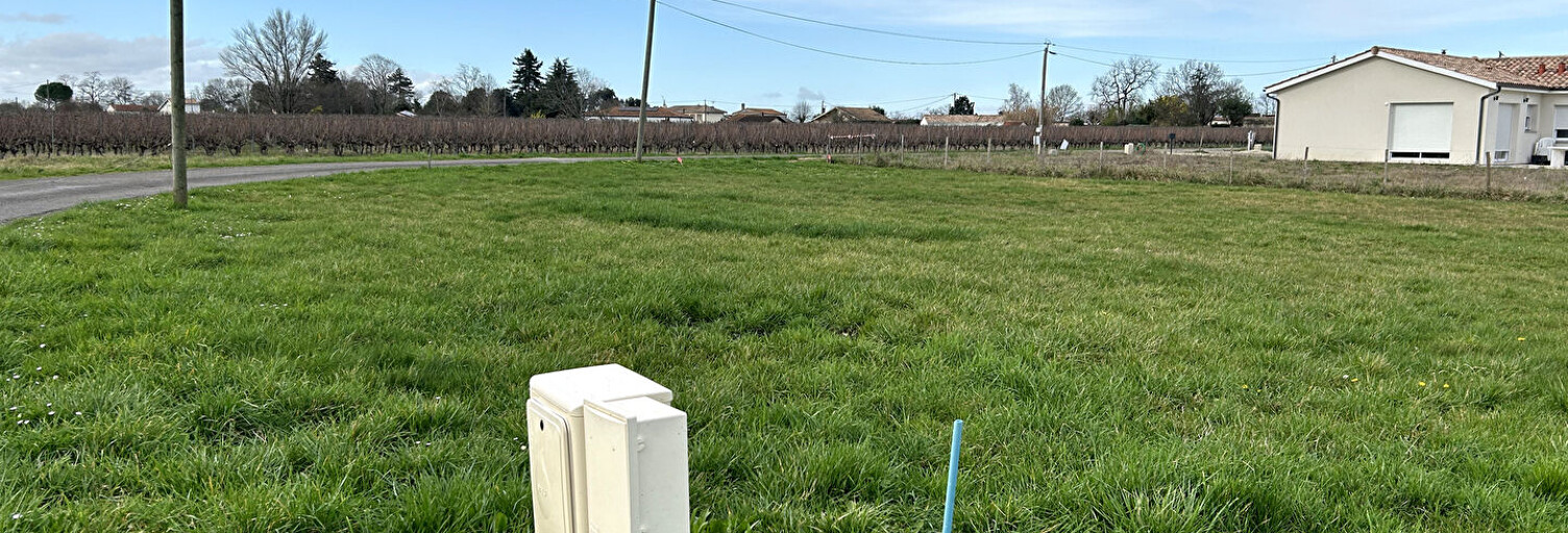 Terrain  730 m² à vendre à Blaye (33390)