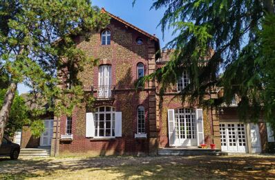 vente maison 575 000 € à proximité de Le Houlme (76770)