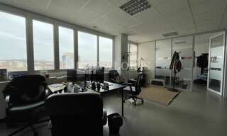 Bureau  1095 m² à louer à Lyon 3 (69003)