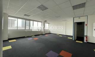 Bureau  1095 m² à louer à Lyon 3 (69003)
