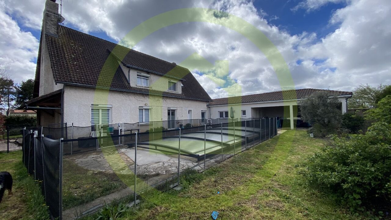 maison 8 pièces 210 m2 à vendre à Chauvigny (86300)