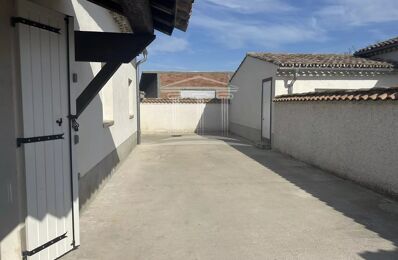 location maison 890 € CC /mois à proximité de Rochefort-du-Gard (30650)