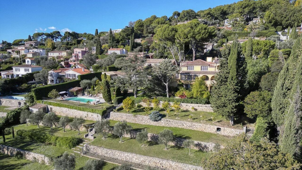 immeuble  pièces 826 m2 à vendre à Mougins (06250)