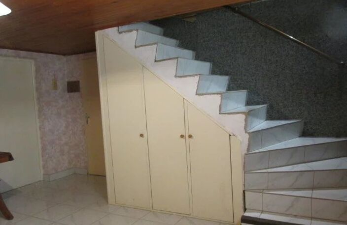 MAISON AVEC TERRAIN ET PISCINE FORT POTENTIEL D'AMÉNAGEMENT — photo 4
