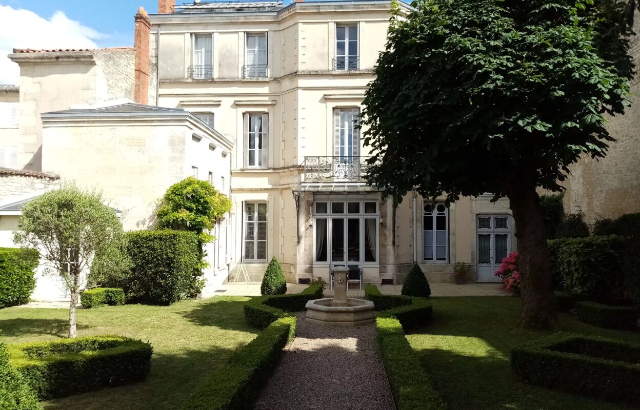 maison 7 pièces 260 m2 à vendre à Niort (79000)