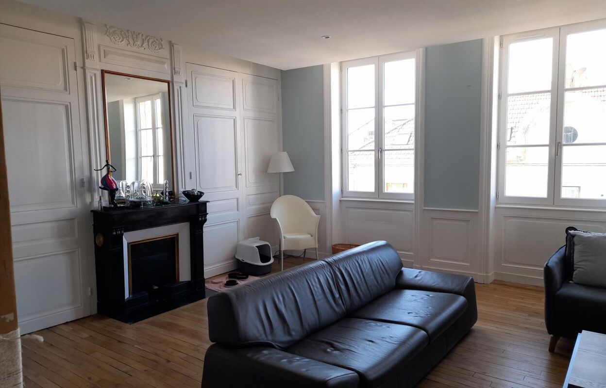 appartement 5 pièces 127 m2 à vendre à Charlieu (42190)