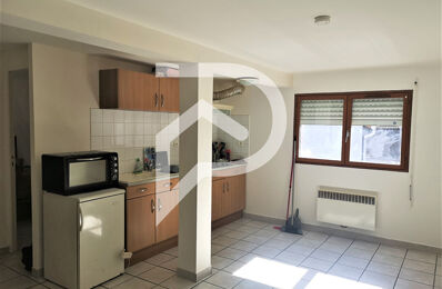 location appartement 495 € CC /mois à proximité de Pontacq (64530)