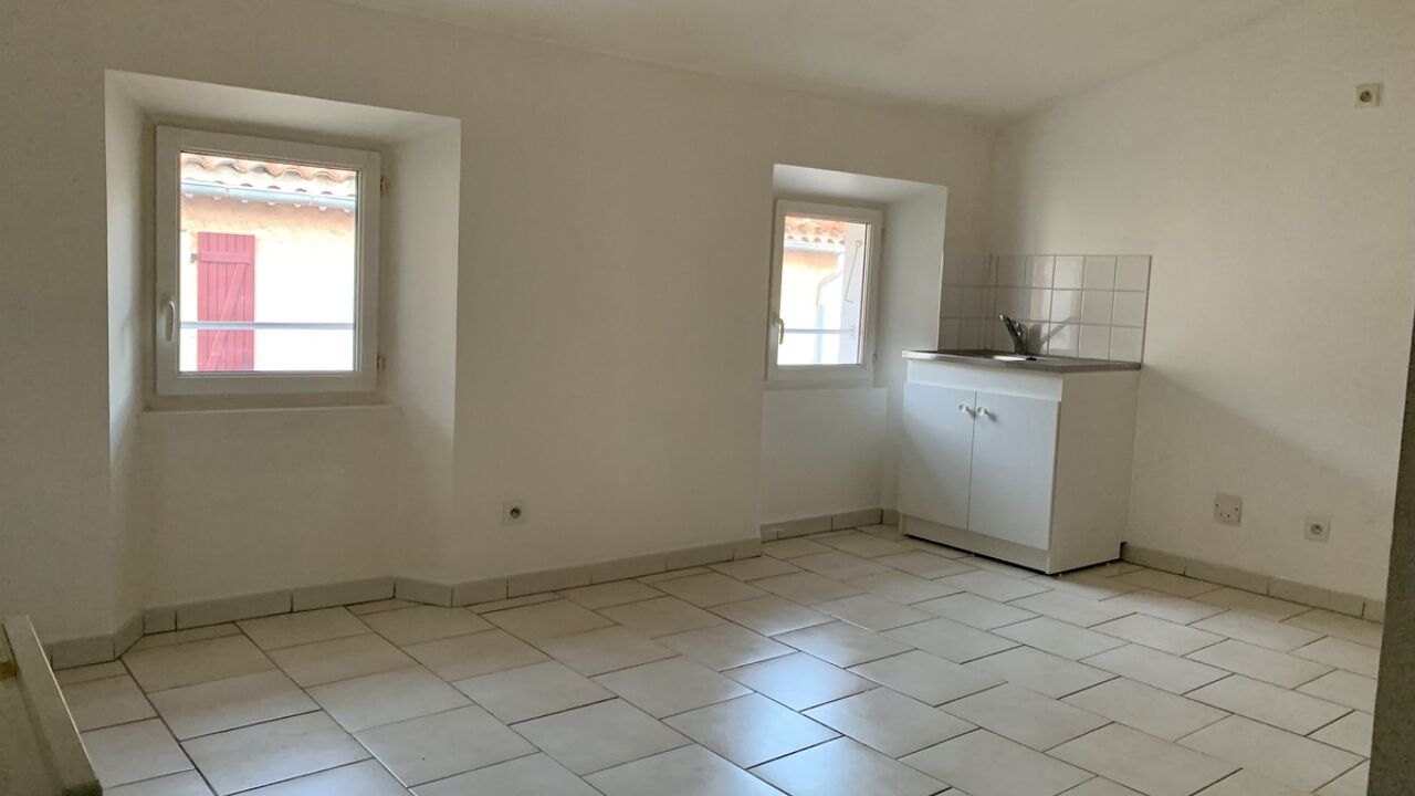appartement 2 pièces 29 m2 à louer à Pierrefeu-du-Var (83390)